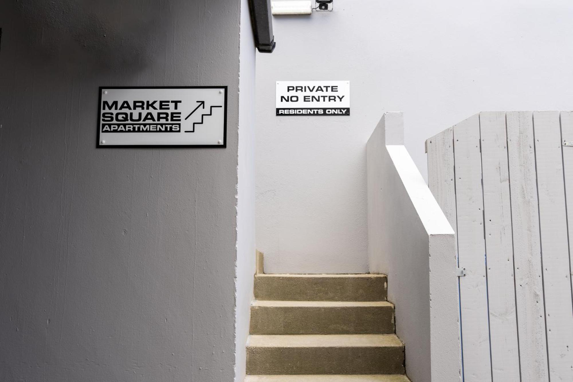 Market Square Apartments Bushmills Dış mekan fotoğraf